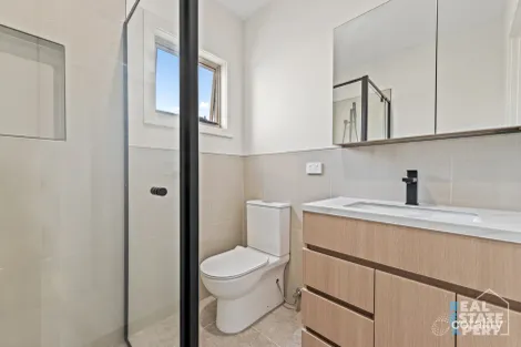 Property photo of 8 Tiger Way Officer VIC 3809