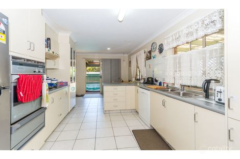 Property photo of 3 Bears Court Arundel QLD 4214