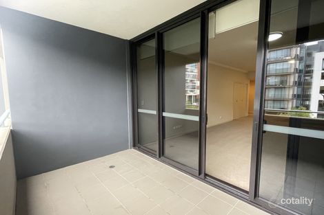 Property photo of 702/3 Waterways Street Wentworth Point NSW 2127