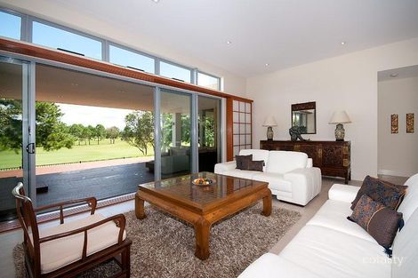 Property photo of 1041 Lakeview Terrace Benowa QLD 4217