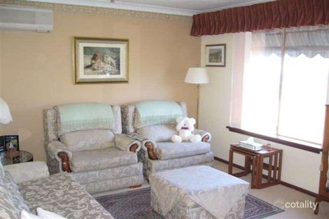 Property photo of 38 Oakleaf Circle Mirrabooka WA 6061