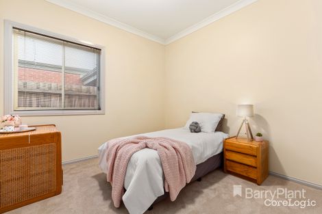 Property photo of 18 Mayfair Court Chirnside Park VIC 3116