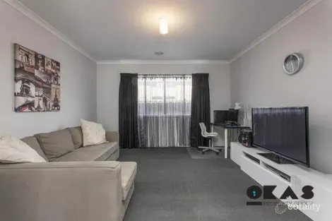Property photo of 122 Kinglake Drive Manor Lakes VIC 3024