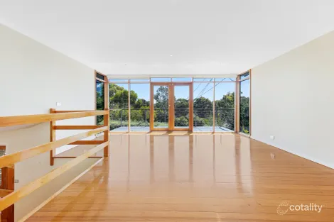 Property photo of 44 Stephensons Road Mount Waverley VIC 3149