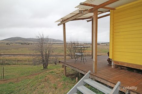 Property photo of 28 Simms Drive Bungendore NSW 2621