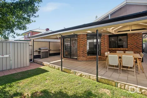 Property photo of 5 Harbour Drive Seaford Rise SA 5169