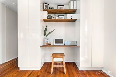 Property photo of 3 Linfield Street Mansfield QLD 4122