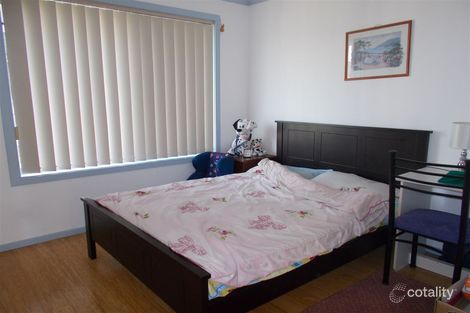 Property photo of 2 Princess Maria Place Hampton Park VIC 3976