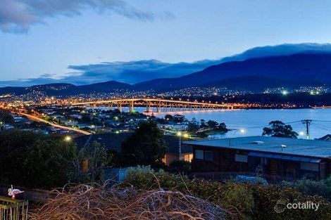 Property photo of 64 Cornwall Street Rose Bay TAS 7015