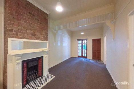 4 Cameron St, Hamilton, NSW 2303