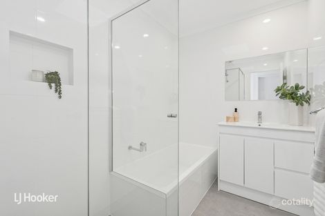 Property photo of 10 Bennelong Court Golden Grove SA 5125