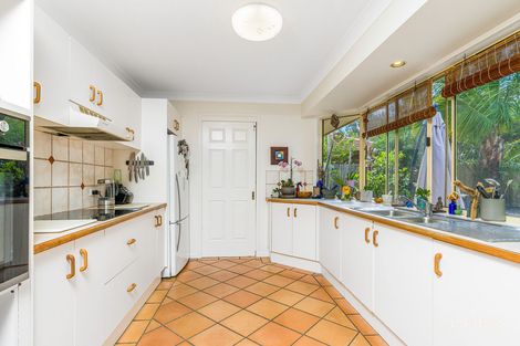 Property photo of 5 Hardy Avenue Ocean Shores NSW 2483