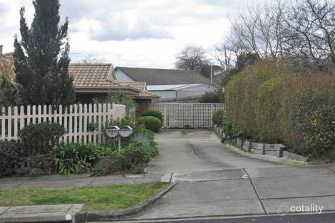 Property photo of 2/7 Elaroo Street Chadstone VIC 3148