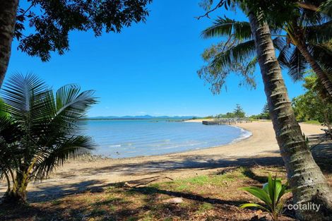 Property photo of 36 Davison Road Wilson Beach QLD 4800