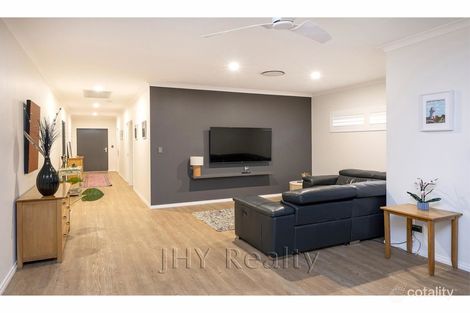 Property photo of 22 Monclair Circuit Dunsborough WA 6281