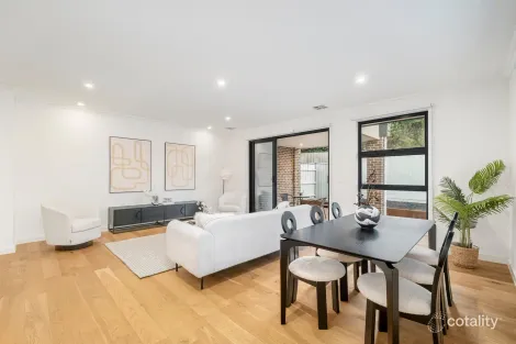 Property photo of 16 Gibson Street Box Hill South VIC 3128