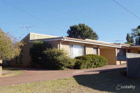 17 Nellie St, Centenary Heights, QLD 4350