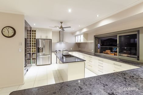 Property photo of 6 Jillaroo Close Benaraby QLD 4680
