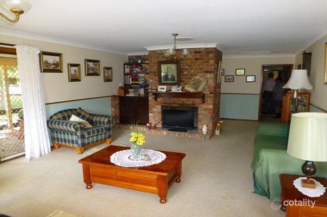 Property photo of 6 Wingeretta Close Forest Grove NSW 2795