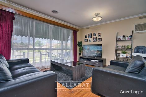 Property photo of 46 Webbcona Parade Wendouree VIC 3355