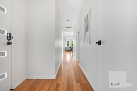 Property photo of 2/26 Pascoe Street Westmeadows VIC 3049