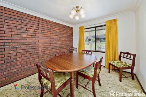 Property photo of 27 Widgee Road Noranda WA 6062