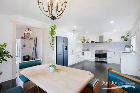 Property photo of 24 Sydney Street Redcliffe QLD 4020