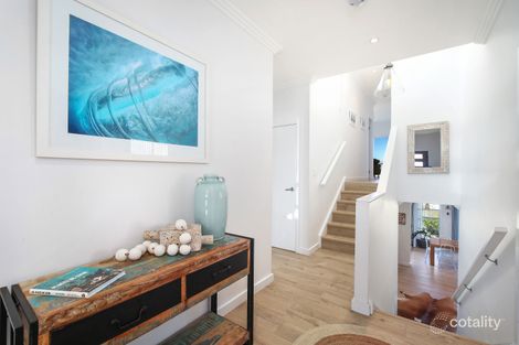 Property photo of 117 Ocean View Drive Wamberal NSW 2260