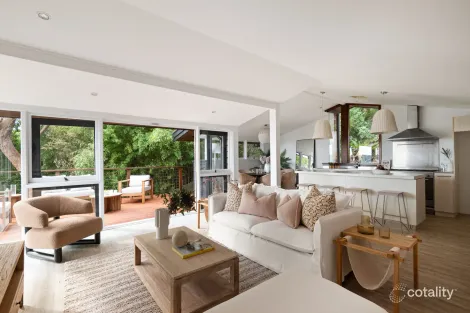 Property photo of 2 Bynya Road Palm Beach NSW 2108