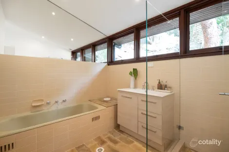 Property photo of 2 Bynya Road Palm Beach NSW 2108
