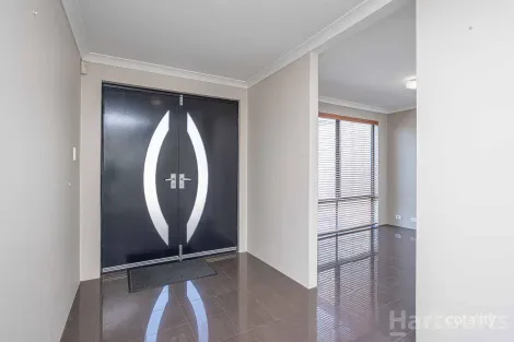 Property photo of 2 Rabaul Lane Dianella WA 6059