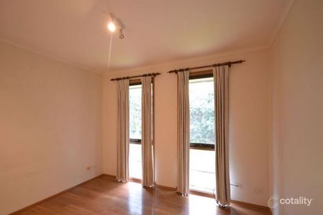 Property photo of 8 Jamie Close Cranbourne VIC 3977