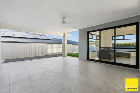 Property photo of 10 Cobb Court Bungendore NSW 2621
