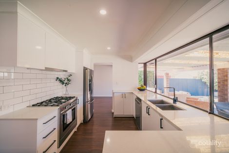 Property photo of 15 Ardross Way Noranda WA 6062