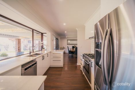 Property photo of 15 Ardross Way Noranda WA 6062