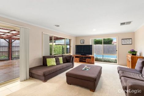 Property photo of 31 Weerona Way Mornington VIC 3931