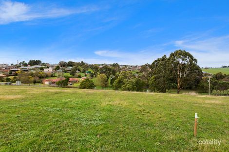 Property photo of 43 Weebar Road Drouin VIC 3818