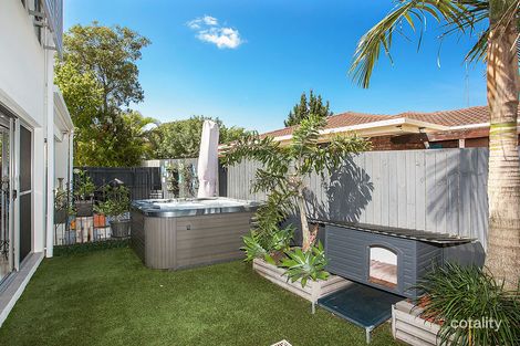 Property photo of 8/10 Careel Close Helensvale QLD 4212