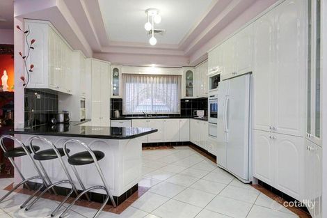 Property photo of 21 Belledale Close St Clair NSW 2759