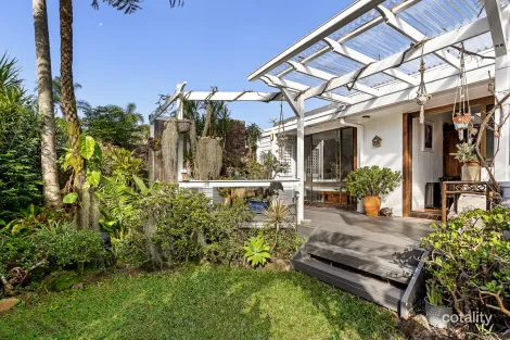 Property photo of 2/22 Cooper Street Byron Bay NSW 2481