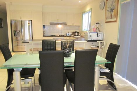 Property photo of 12 Wills Terrace Burnside Heights VIC 3023