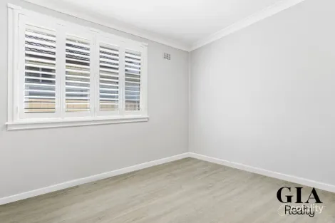 Property photo of 8 Stanwell Crescent Ashcroft NSW 2168