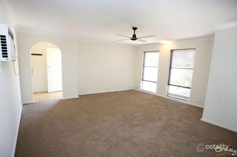 Property photo of 8 Woburn Way Kelmscott WA 6111