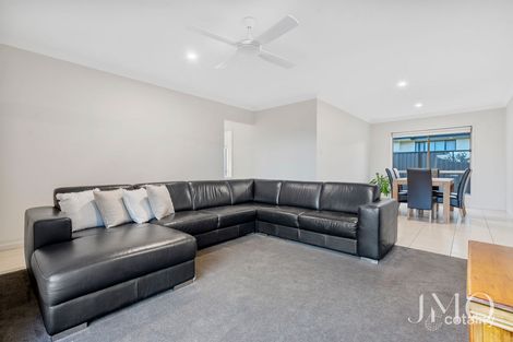 Property photo of 24 Paris Parade Ormeau QLD 4208