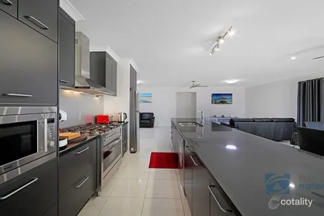 Property photo of 17 Pepperina Court Woodgate QLD 4660