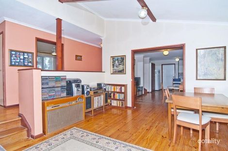 Property photo of 1 Hanover Court Endeavour Hills VIC 3802