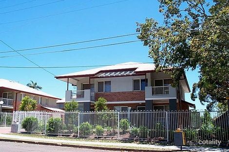 28 Ernest St, Manly, QLD 4179