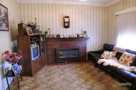 Property photo of 15 Iris Avenue Wendouree VIC 3355
