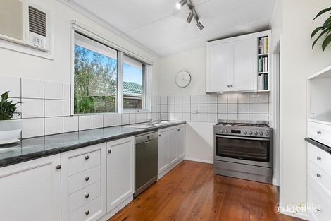 Property photo of 17 Valda Crescent Ocean Grove VIC 3226