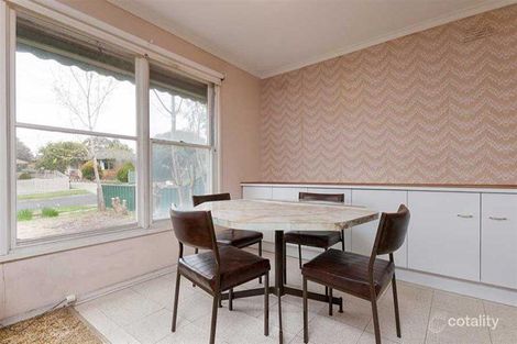 Property photo of 36 Felton Avenue Sunbury VIC 3429